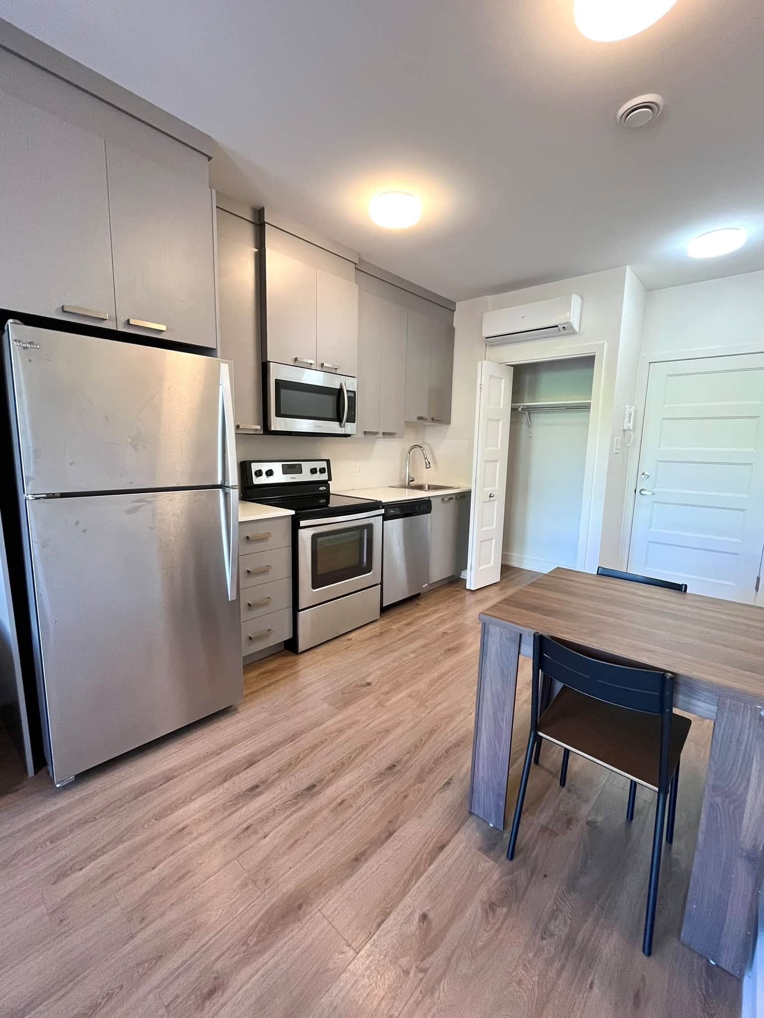 3½ ENTIÈREMENT MEUBLÉ | 1 650 $ | SAINT-HENRI