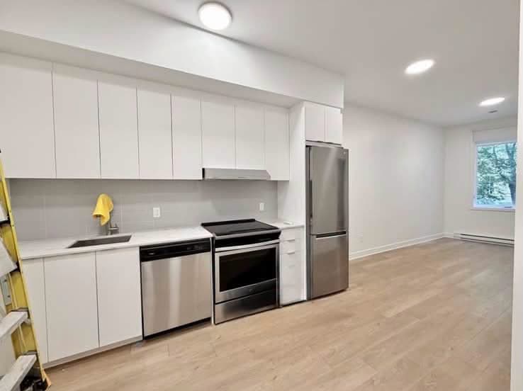 1-BEDROOM APARTMENT IN SAINT-HENRI | INTERNET INCLUDED | 2 MIN FROM METRO